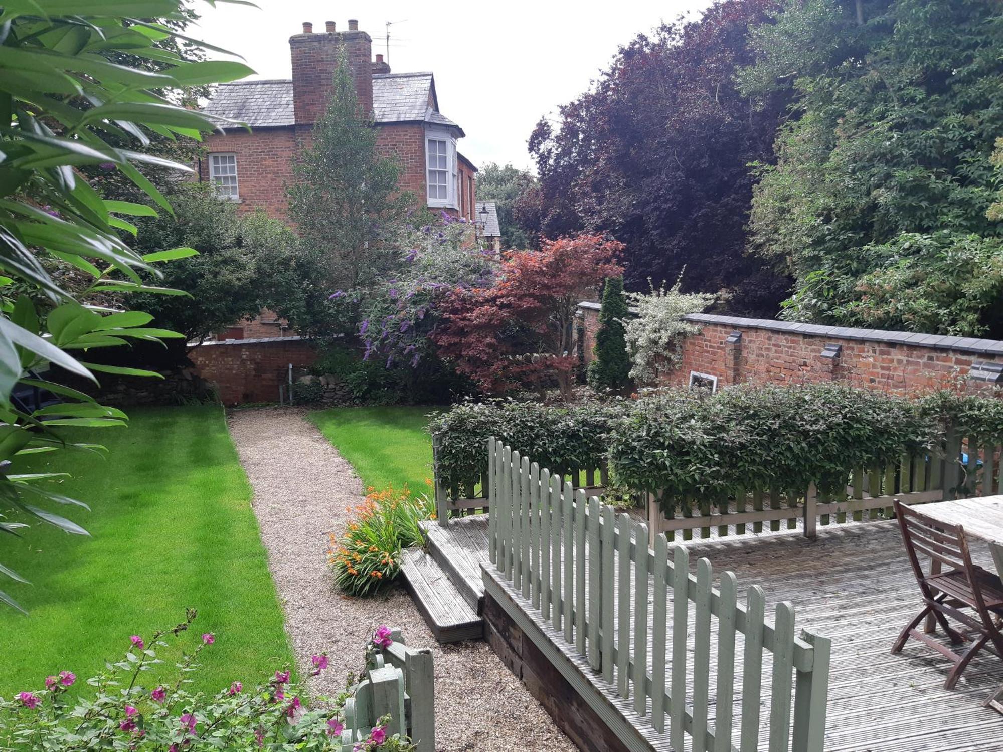Beautiful Georgian Cottage Within A Private Walled Garden Oakham Exterior photo